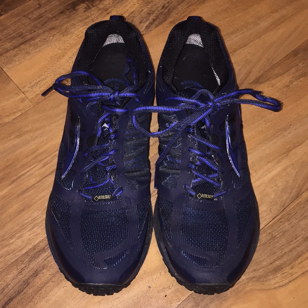 Brooks Cascadia Gore-Tex Runners